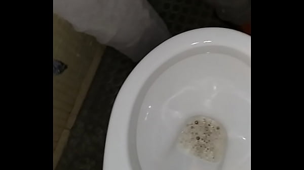 VID 20180301 081237 meando en centro de salud