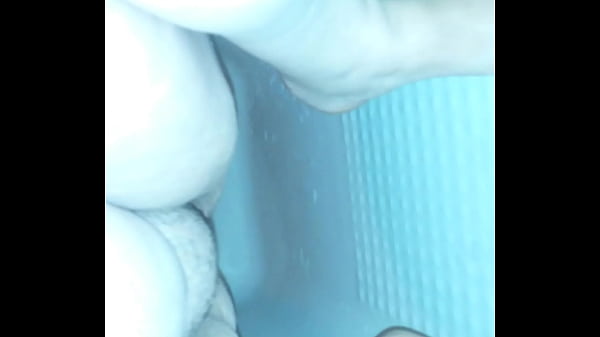 thumb pissy time