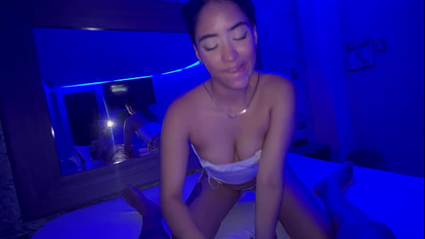 fuck my bestfriend's girlfriend in revenge for cheating on her, cum inside her pussy