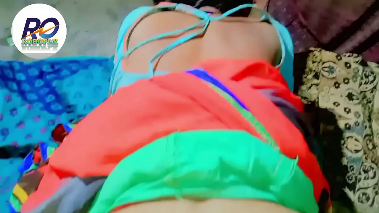 La cuñada se folla automáticamente al cuñado sentado sobre la polla en voz hindi
                    lesbian homemade wife indian couple husband muchos negros