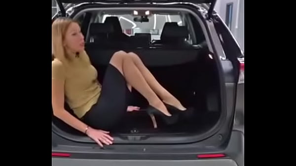 Extra doggy style