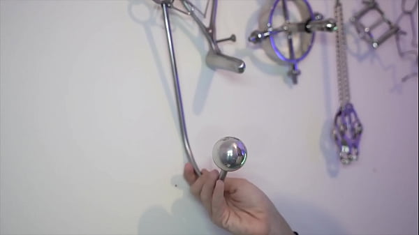 Doctor Dimitri Breeds Niamh&rsquo;s Wet Pussy On Exam Table With BBC!