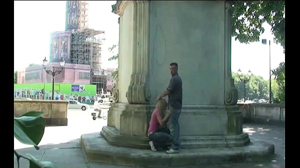 Download Video - Blasstueck - Berlin Siegessaeule Public und fast erwischt