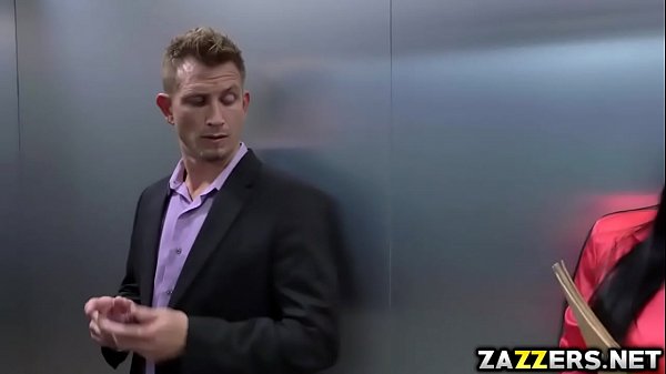 Download Video - Jensen sucks Bill Baileys big cock deep throat