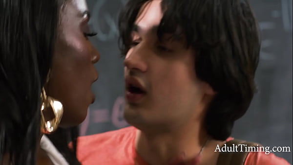 The Forbidden Affair On Campus | Spanish Subs