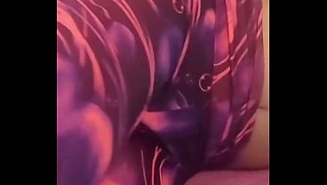 Mi mejor amigo quiere probar sexo conmigo y le digo que s&iacute;.