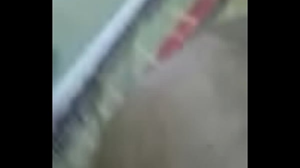 video Tyga Throw dat azz bck