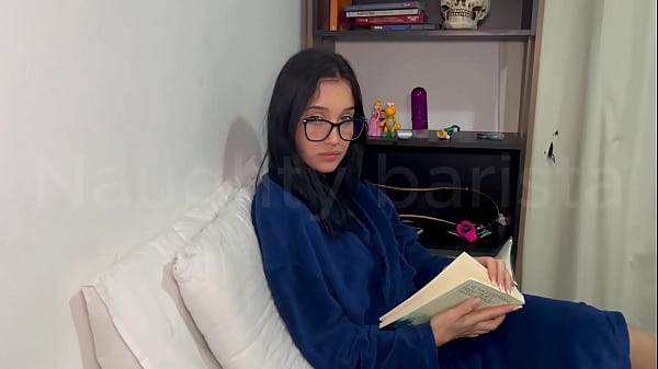 Sexy chica de Cali Colombia conocida por sus webcams follando como puta