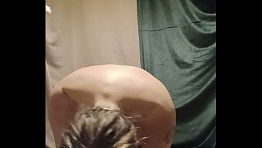 2026 01 19 Slave F self-session handcuffs belt uro and dildo
