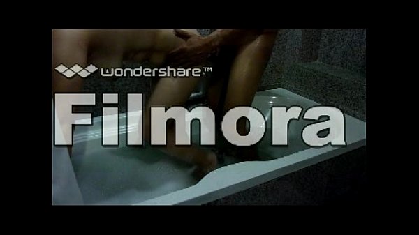 Susana Rusli - Bath Tub Love 1