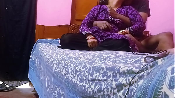 Everbest Desi Big boobs bhabhi xxx fucking with house owner in hotel room - bengali xxx couple