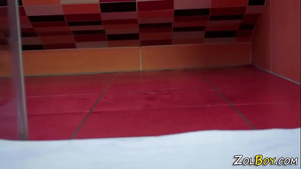 Fetish babe fucks n pees