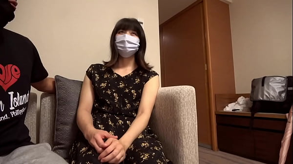 Amateur Pov. "It feels good even if I don't sleep with my boyfriend" - Unexpectedly badass cool-beauty office worker with full of immorality - She's having a nasty cowgirl position with the other guy's dick