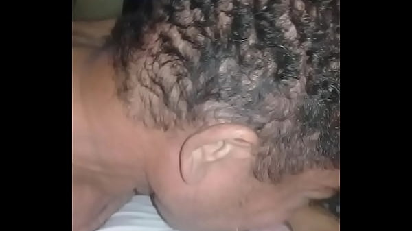 Coroa chupando gostoso o garoto de programa part 2