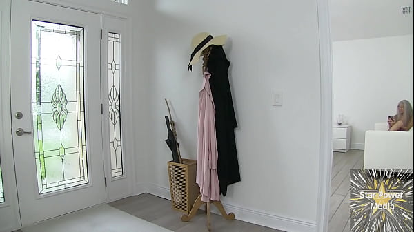 BBC Savvy Catches House Sitter Leilani Lei at Friends&rsquo; Place &ndash; Sparks Turn Into Hot Encounter