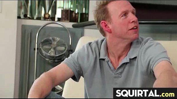 SHE SQUIRTS NICE PUSSY JUICE 14