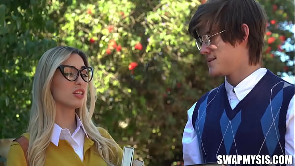 We Can't Lose Everything Delilah Day , Lilly Bell , Joshua Lewis , Tyler Cruise