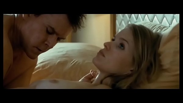 Download Video - Alice In BlackmaiLand