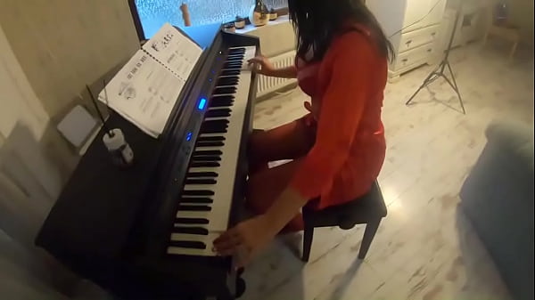 Adventures of MilfyCalla ep 96 First piano lessonToday I had my first piano day. I was already excited. #amateur, #milf,...