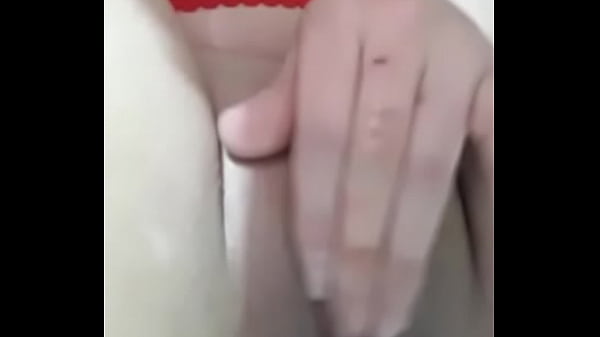 Geme Di Piacere Mentre Si Fa Un Ditalino