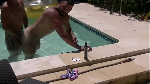 2 the french pornstar ENZO RIMENEZ used raw by ...