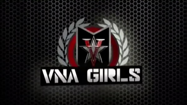 Fit Gal! Frida Sante Sucks Miles Long's Thick Long Cock In The Gym!