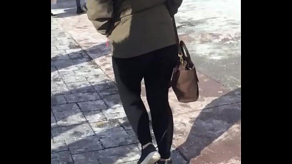 Cul De L'jeunes Mignon Se Réveiller En Leggings