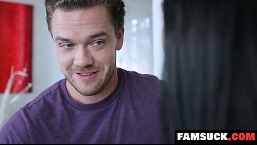 Hw Said It Wasn't Right So I Rubbed His Shaft Between My Pussy Lips Instead - Famsuck