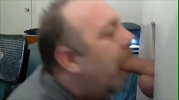 Download Video - Boquete Coroa at&eacute; ganhar leite