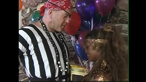 Download Video - Near the fire place fantastic Anna Amore blows pirate's cock