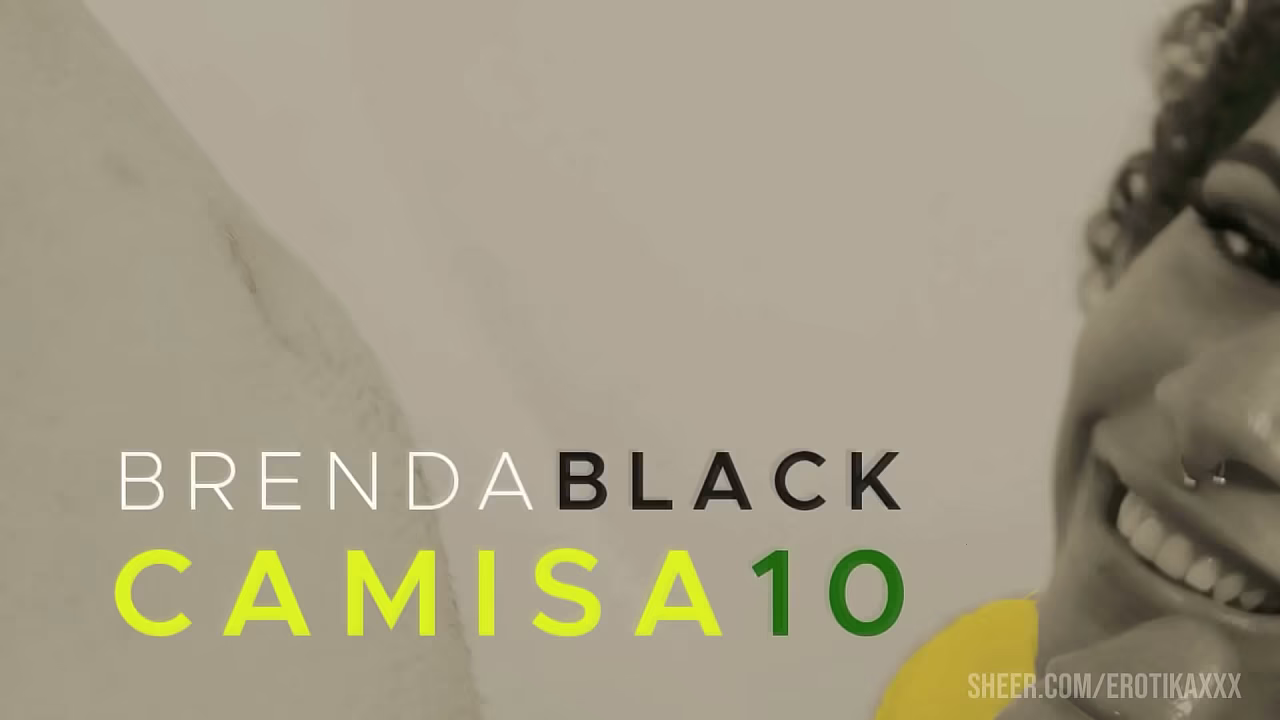 Morena Brenda Black oficial folla polla y toma semen caliente
                      muchos negros