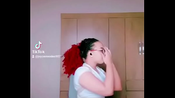 Novinhapix - Eu gordinha dançando