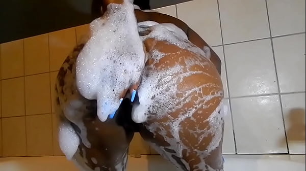 Wanna bath with me