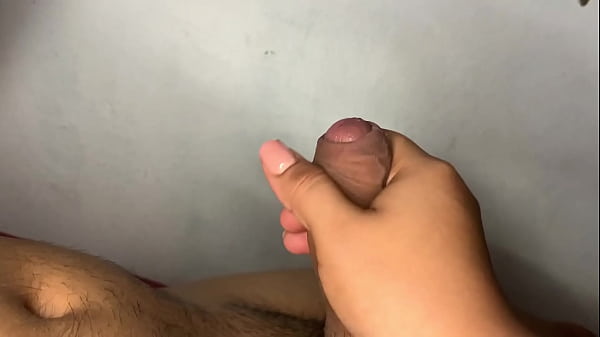 My girlfriend masturbated me to swallow my milk