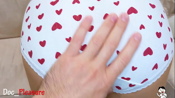 Sexy Collegue Girl CUM on PANTIES !!