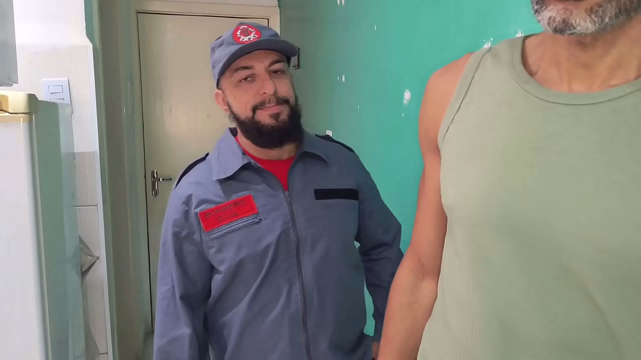 Fodi com morador hetero do condom&iacute_nio onde eu trabalho