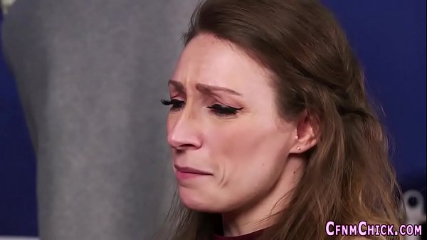 Kinky dominas sucking rod