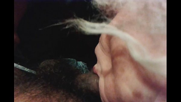 Download Video - older lady still loves sucking dick