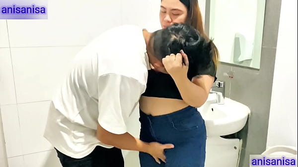 A promise to cheat at a cafe that ended up in sex in the bathroom