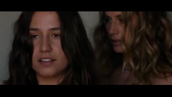 Download Video - La Belle Clip 1