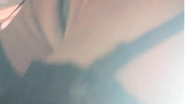 Krabbelt Mit Offenem Arsch Auf Einen Drink