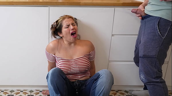 Download Video - Wetting Jeans and getting Golden Shower