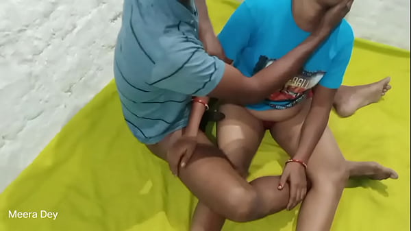 Hot Desi Lovers Fucks In Home || Cute Amateur Indian Teen Lovers Cock In Her Wet Pussy || Free XXX Porn Videos By Meera Dey