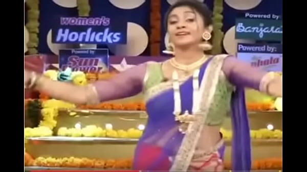 Download Video - hot navel dance in show