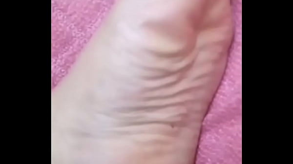 Mis piesitos ricos, se venden fotos y videos ?