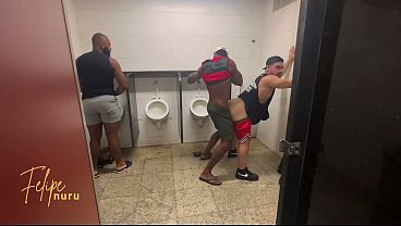 Download Video - BANHEIR&Atilde;O&comma; AVENTURAS DO CARNAVAL DO NURU