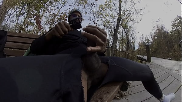 Download Video - More risky public jerkoff content