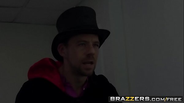 Brazzers - Shes Gonna Squirt - And Now Ill Make Her Panties Disappear scene starring Nora Noir and E
