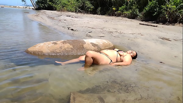 Married Mary showing off on the beach in Ubatuba-SP