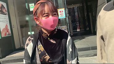 【Ultra-Sexy Glamorous! Kumamoto Girl with Gorgeous Breasts & Perky Butt! Incredible Squirting Torrent Splash! Secret Affair with Multiple Creampies Behind Her Boyfriend's Back!】